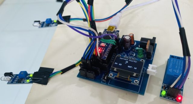 Visitor Counter Light Control Arduino