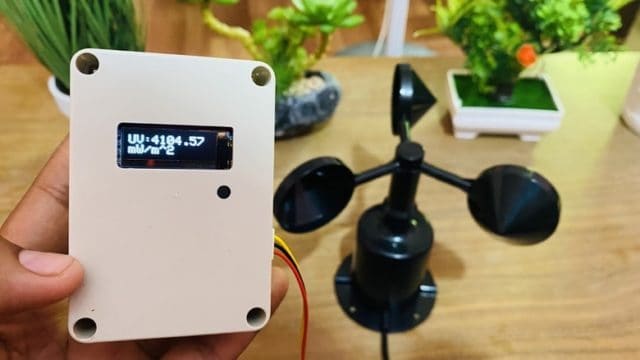 GSM Arduino MQTT Wind Weather Station