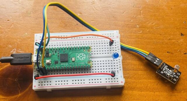 Night Lamp LDR Raspberry Pi Pico