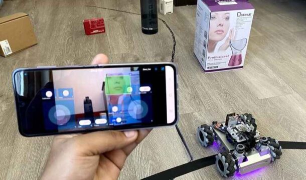 Mecanum Wheel Robot Controlled by App