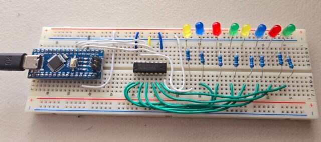 74HC595 Shift Register Arduino LED project