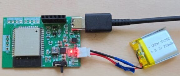 IoT Battery Monitoring System ESP32